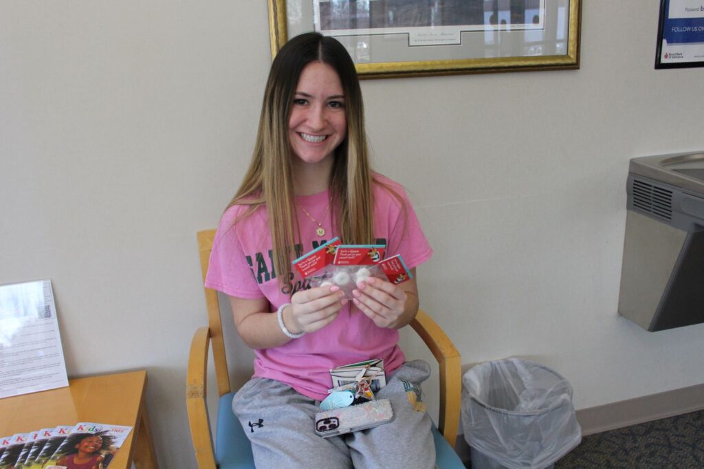 A smiling Mackenzie Fanning